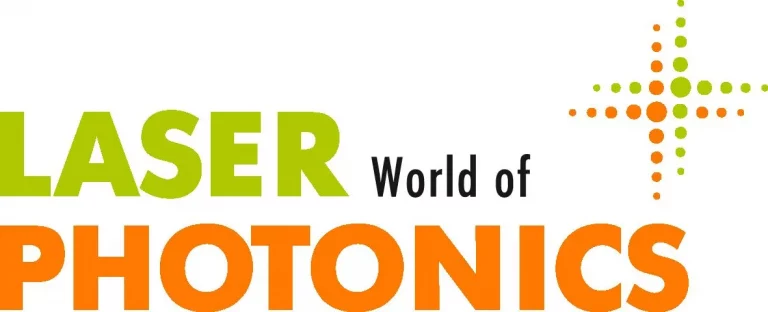 Logo mit zwei farblich hervorgehobenen Wörtern in Grün und Orange, Punktgrafik in gleichen Farben in sternartiger Form
